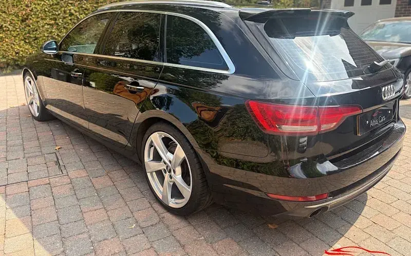Used Audi A4 Business 150 HP (110 kW) 2018 Black Estate