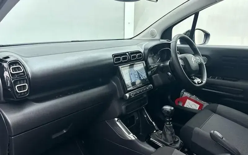 Used Citroën C3 Aircross Shine 110 HP (80 kW) 2023 Blue SUV
