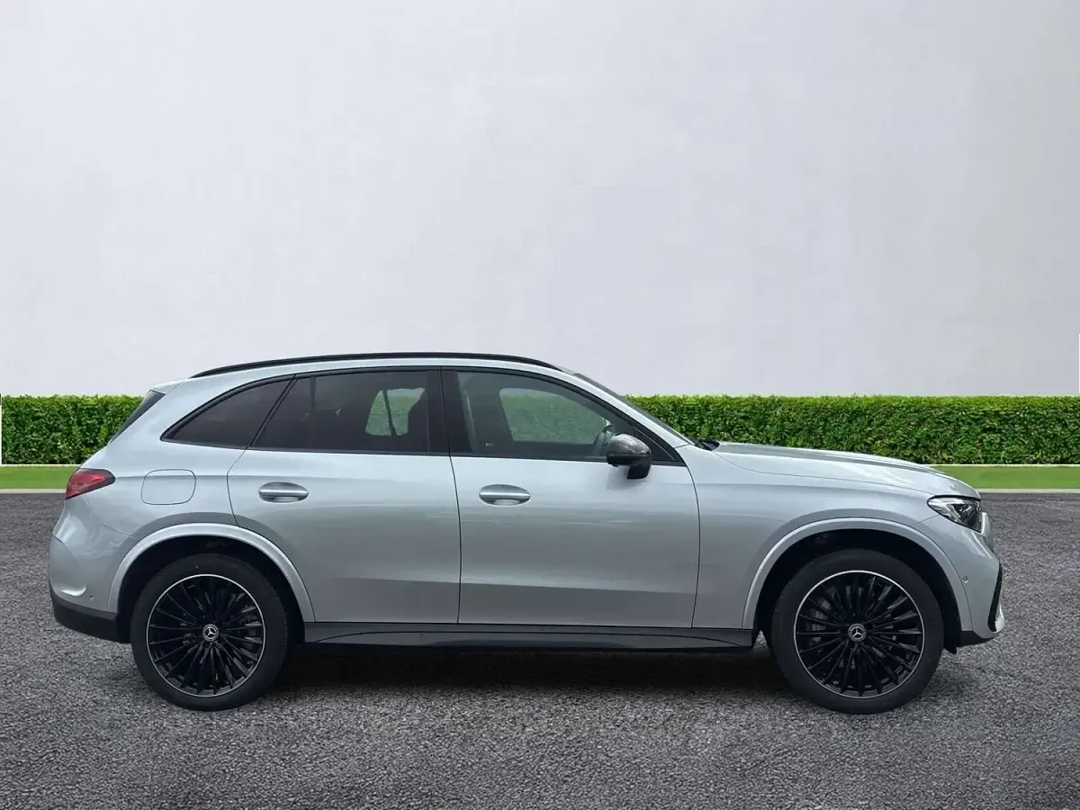 Used Mercedes GLC300e Urban 313 HP (230 kW) 2025 Silver Estate