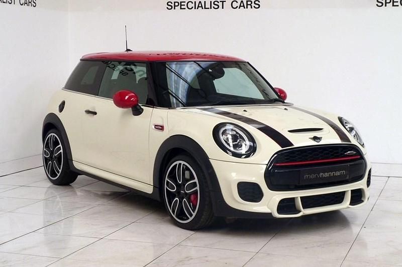 Used Mini John Cooper Works Hatch 2018 White Hatchback