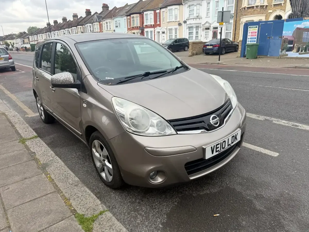 Used Nissan Note N-TEC 110 HP (80 kW) 2010 Beige Hatchback