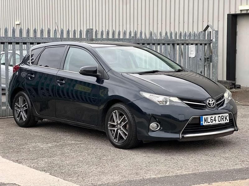 Grey Used 2014 Toyota Auris Hatchback | £4,795 (Fair price) - Image 1/4
