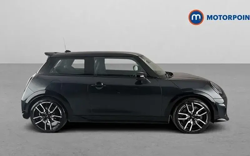 Used Mini Cooper Sport 114 kW (156 HP) 2026 Hatchback