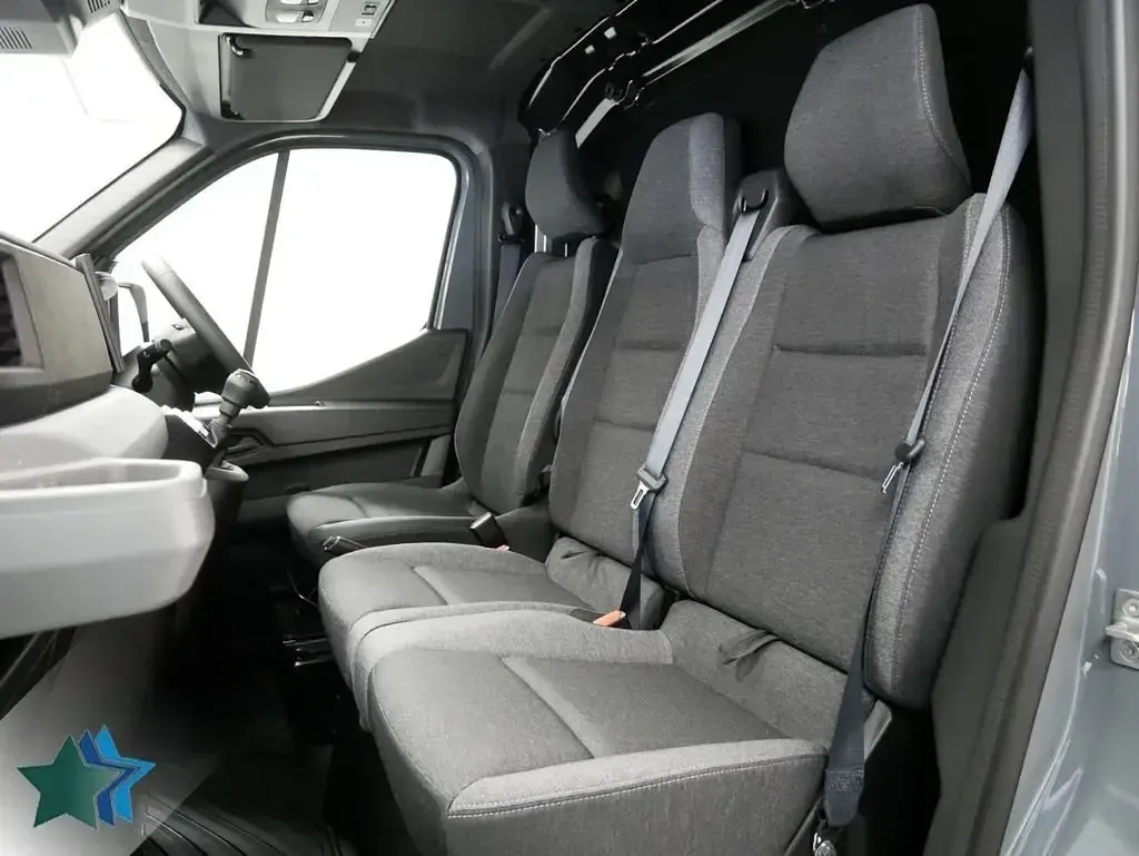 Nuevo Renault Master 130 CV (95 kW) 2026 Gris Monovolumen