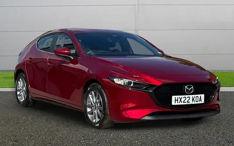 Usado Mazda 3 186 HP (136 kW) 2022 Vermelho Citadino