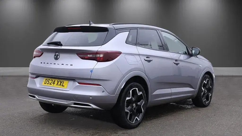 Used Vauxhall Grandland X Ultimate 130 HP (95 kW) 2024 Grey SUV