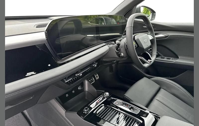 Used Audi Q6 e-tron S-Line 284 kW (387 HP) 2025 Grey SUV