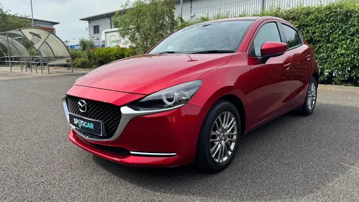 Used Mazda 2 Inclusive 89 HP (65 kW) 2021 Red