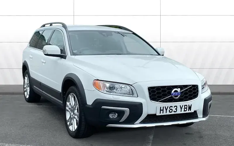 Used Volvo XC70 SE Lux 215 HP (158 kW) 2015 Estate