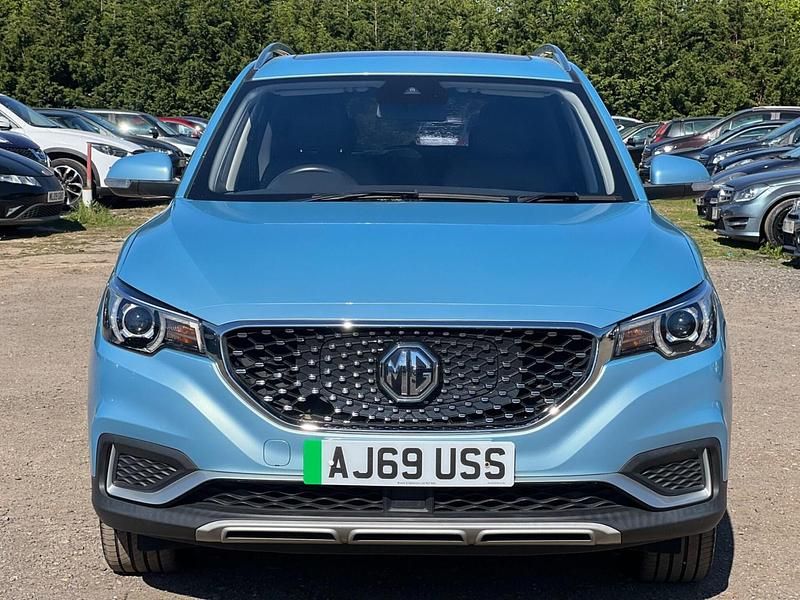Usado MG ZS Exclusive 105 kW (143 HP) 2020 Azul SUV