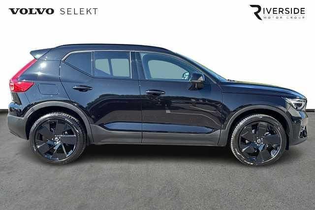 Used Volvo XC40 Plus 197 HP (144 kW) 2025 Onyx black SUV