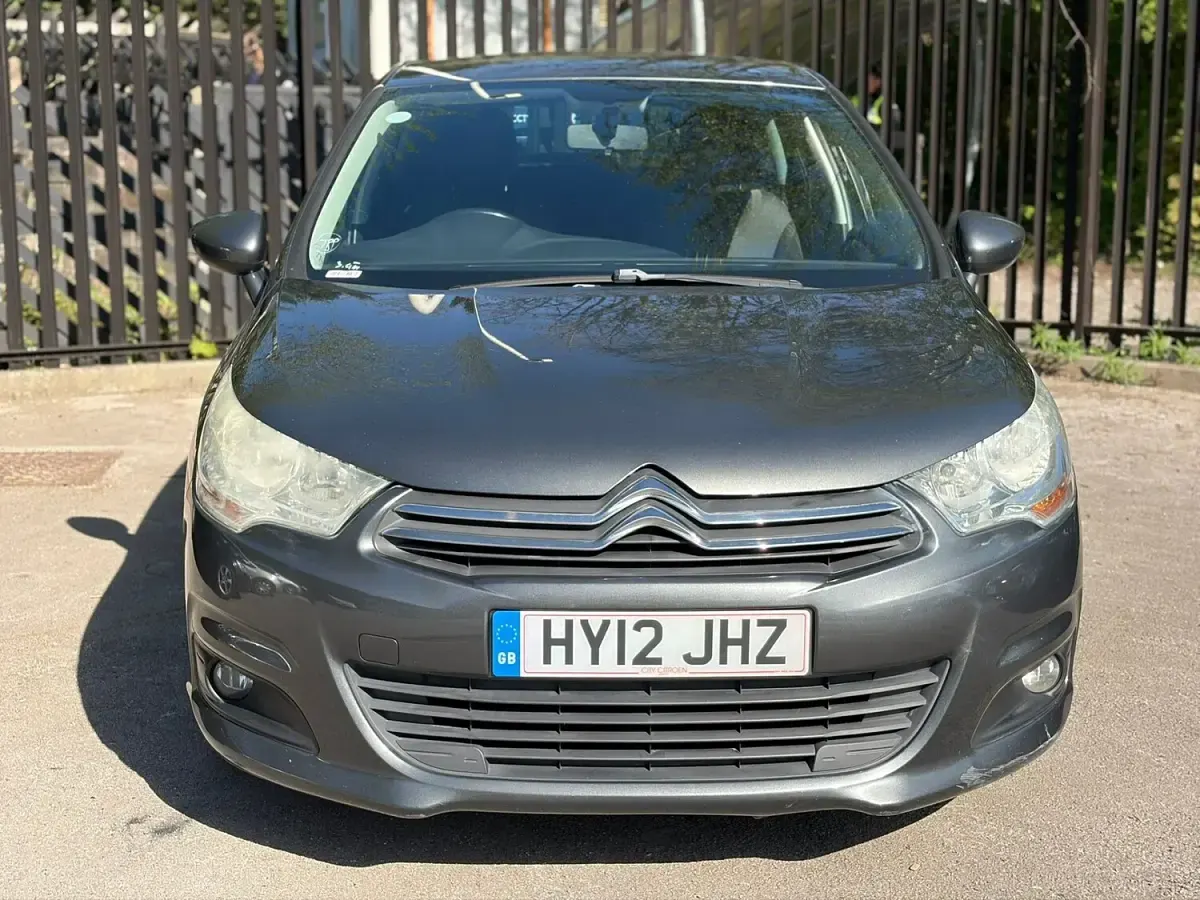 Used Citroën C4 VTR Sport 110 HP (80 kW) 2012 Grey Hatchback
