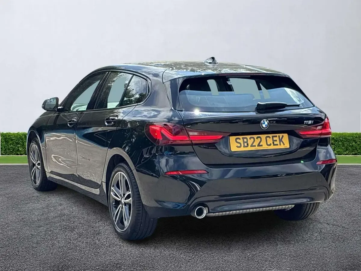 Used BMW 118 Sport Line 136 HP (100 kW) 2022 Black Hatchback