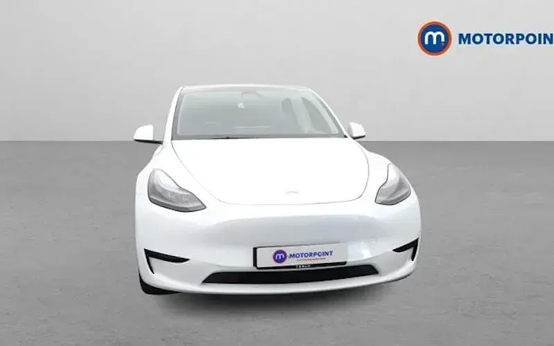 Used Tesla Model Y Standard Range 219 kW (299 HP) 2024 White SUV
