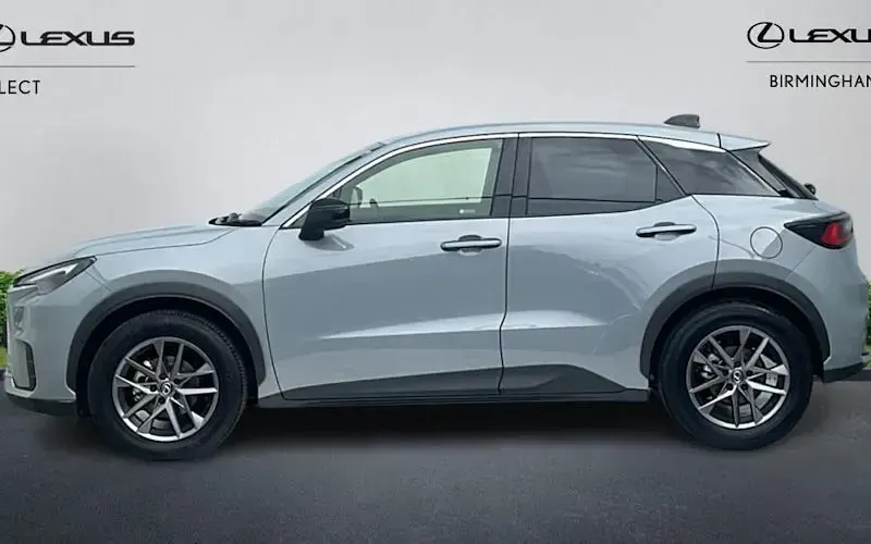 Usado Lexus LBX 136 CV (100 kW) 2026 SUV