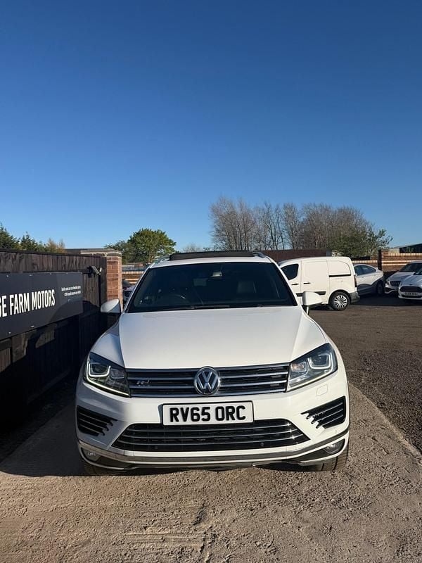 Used VW Touareg R-line 262 HP (192 kW) 2015 White SUV