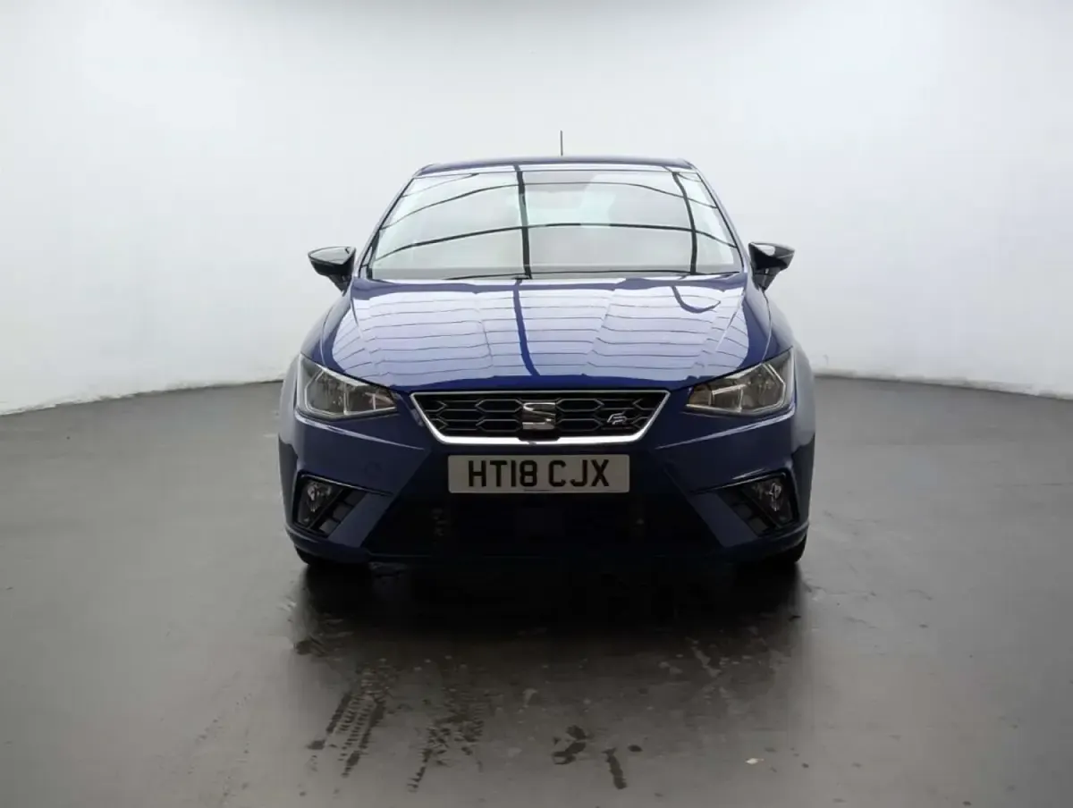 Usado Seat Ibiza FR 116 HP (85 kW) 2018 Azul Citadino
