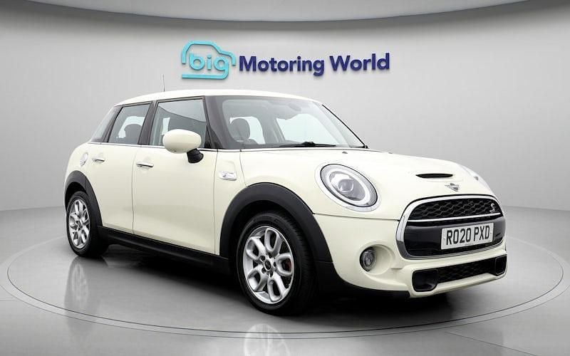 Used Mini Cooper S Classic 192 HP (141 kW) 2020 White Hatchback