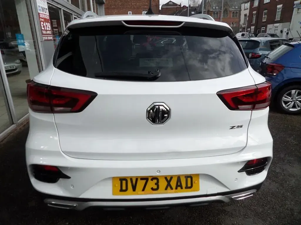 Used MG ZS Exclusive 111 HP (81 kW) 2024 White SUV