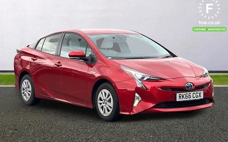 Used 2018 Toyota Prius Hatchback | £13,299 (Fair price) - Image 1/3