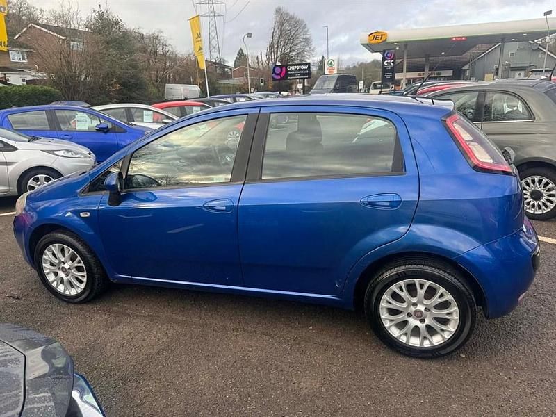 Used Fiat Punto Evo Life 69 HP (50 kW) 2011 Blue Hatchback