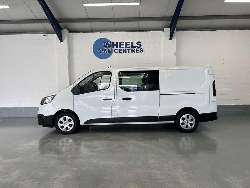 Used Renault Trafic 2024 White MPV