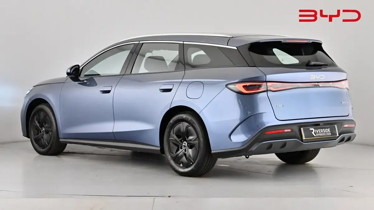 New BYD Seal Boost 184 HP (135 kW) 2026 Atlantis blue Estate