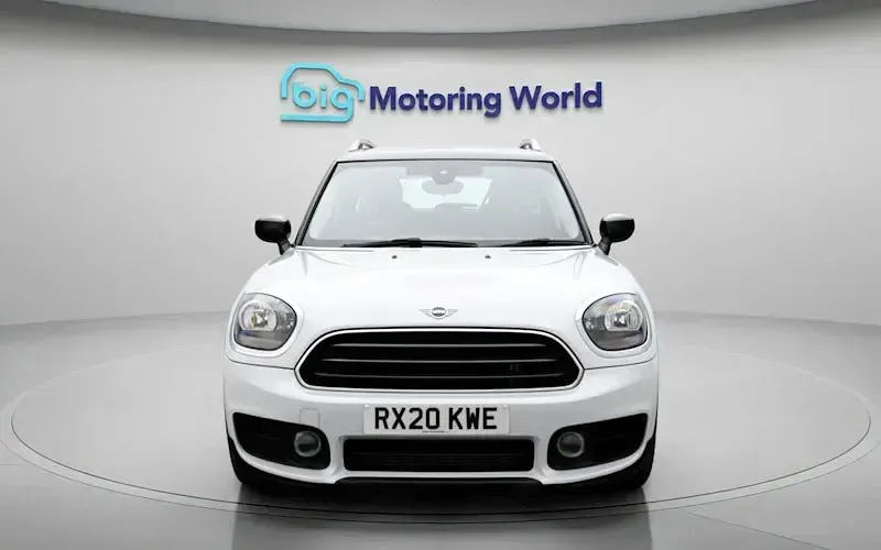 Usado Mini Cooper Classic 136 CV (100 kW) 2020 Blanco Utilitario