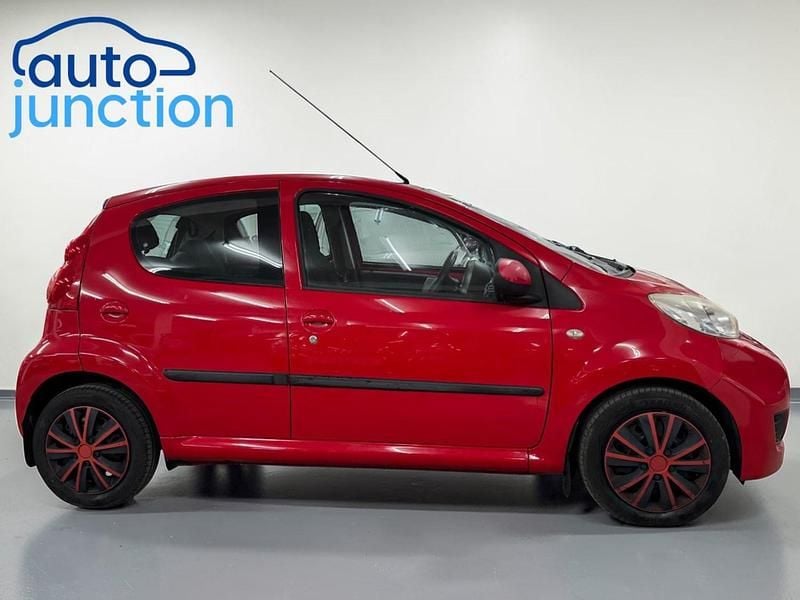 Used Peugeot 107 2009 Red Hatchback
