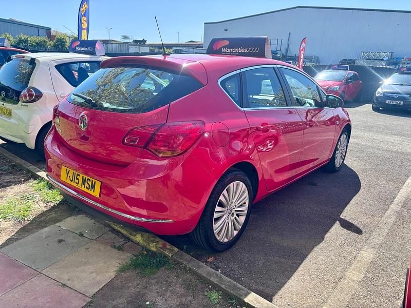 Used Vauxhall Astra Excite 2015 Red Hatchback