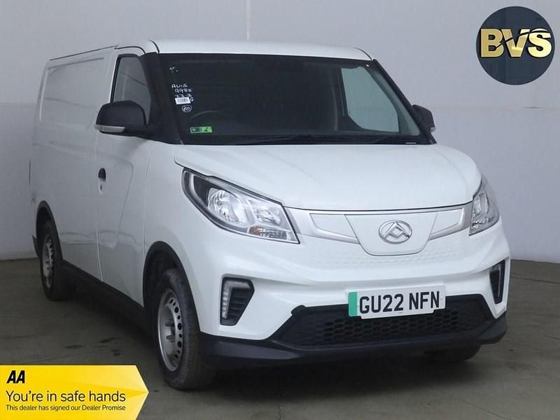 Used Maxus eDeliver 3 89 kW (122 HP) 2022 White Van