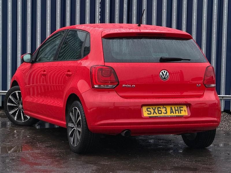 Used VW Polo Edition 2014 Red Hatchback