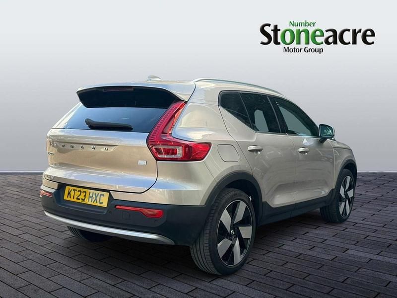 Used Volvo XC40 Ultimate 262 HP (192 kW) 2023 Gold SUV
