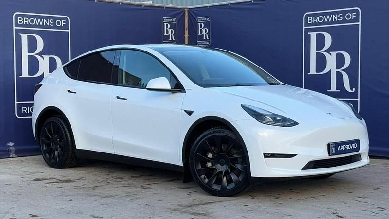 White Used 2022 Tesla Model Y Long Range AWD SUV | £25,499 (Fair price) - Image 1/3