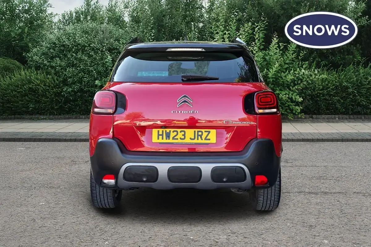 Used Citroën C3 Aircross PureTech 131 HP (96 kW) 2023 Red SUV