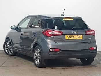 Used Hyundai i20 Premium 84 HP (61 kW) 2019 Grey Hatchback