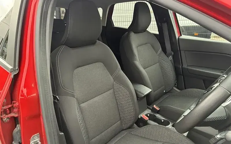 Used Renault Captur Evolution 91 HP (66 kW) 2024 SUV