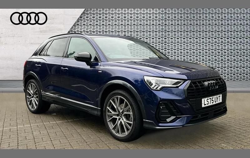 Used Audi Q3 Black Edition 150 HP (110 kW) 2025 Blue SUV