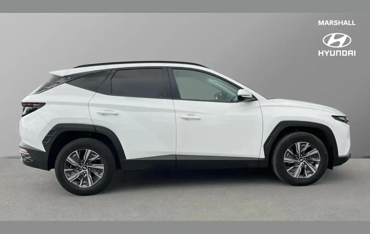 Used Hyundai Tucson SE 230 HP (169 kW) 2023 White SUV