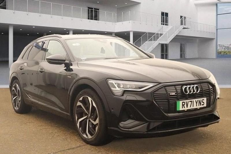 Black Used 2021 Audi e-tron Black Edition SUV | £24,499 (Good price) - Image 1/1