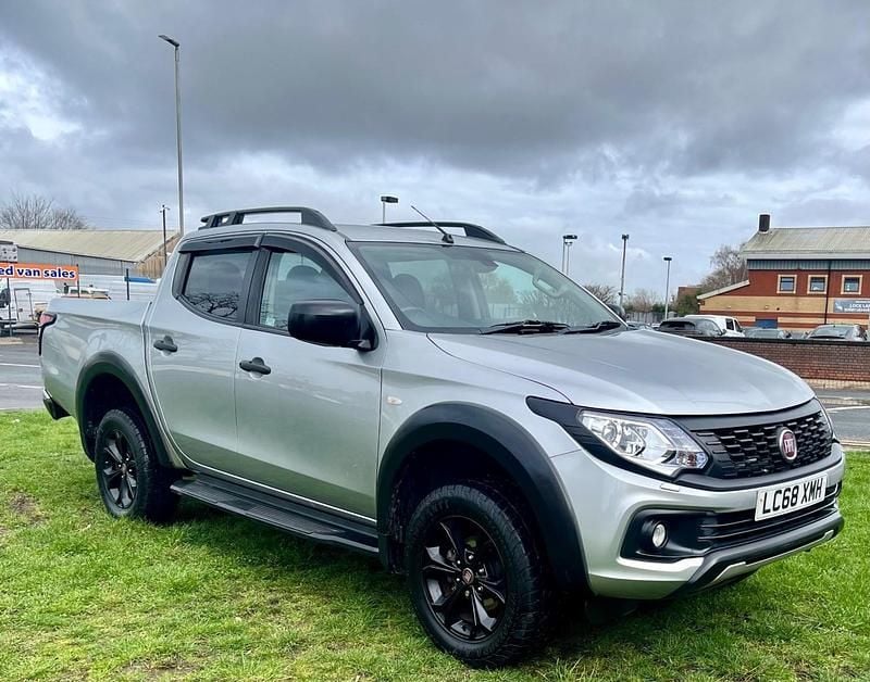 Used Fiat Fullback Cross 180 HP (132 kW) 2019 Grey Pickup