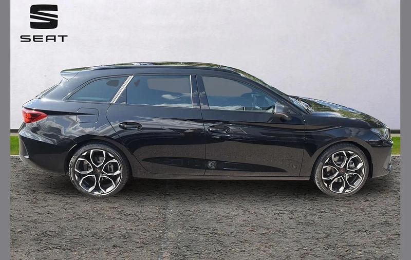Used Cupra Leon 201 HP (147 kW) 2025 Black Estate