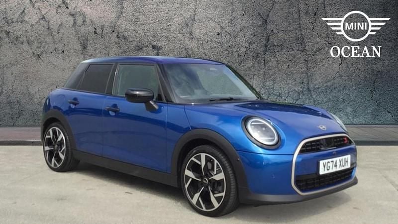 Blue Used 2024 Mini Cooper S Hatch Hatchback | £29,900 (Expensive) - Image 1/4