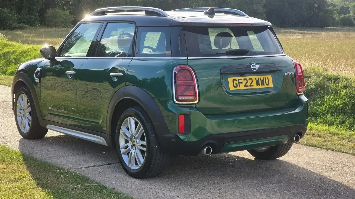 Used Mini Cooper S Exclusive 2022 Green Hatchback