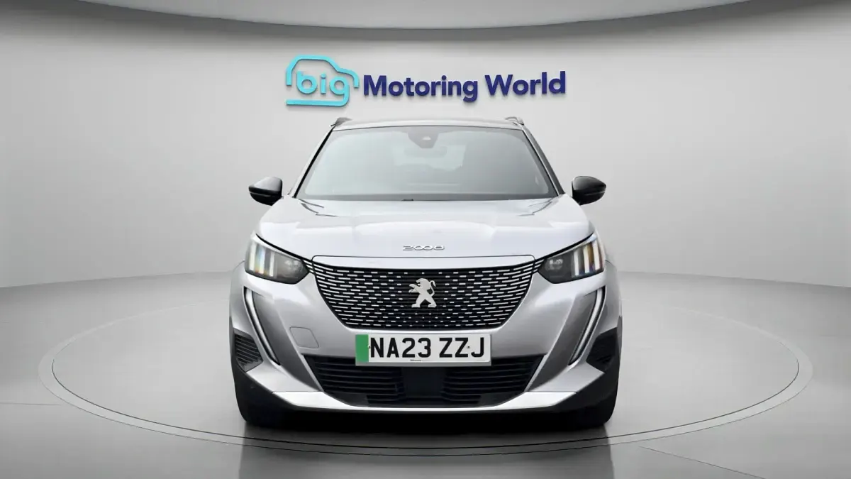 Used Peugeot e-2008 GT 100 kW (136 HP) 2023 Grey SUV