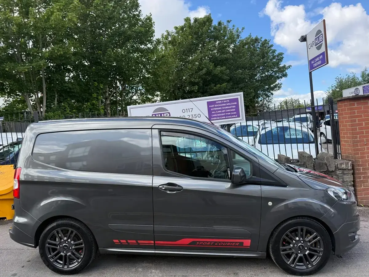 Used Ford Transit Sport 95 HP (69 kW) 2017 Grey Van