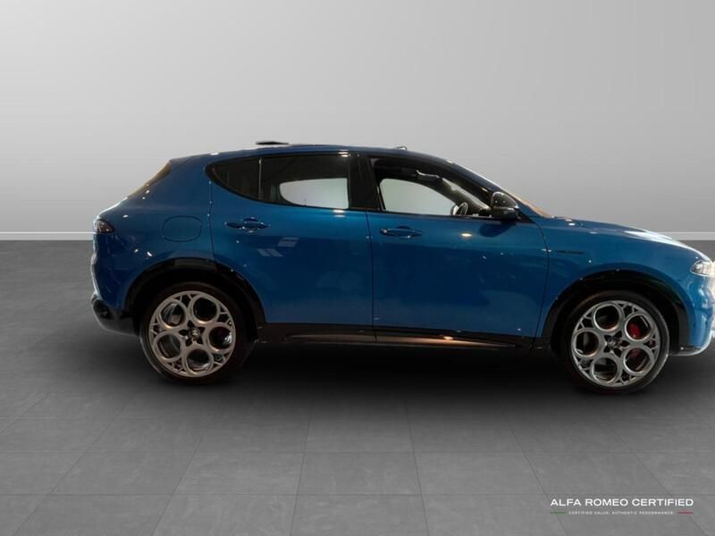 Blue Used 2024 Alfa Romeo Tonale Veloce SUV | £34,995 - Image 1/3