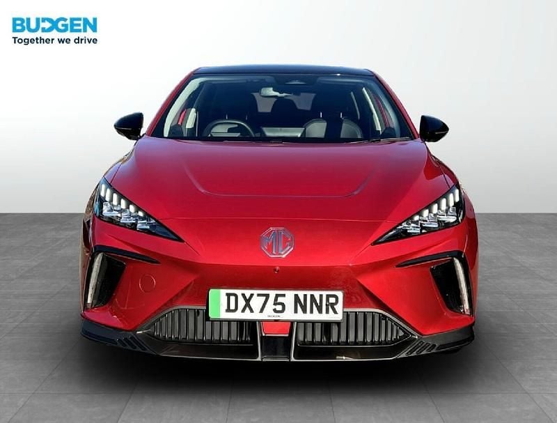 Used MG MG4 EV Trophy 77 kW (105 HP) 2025 Red Hatchback