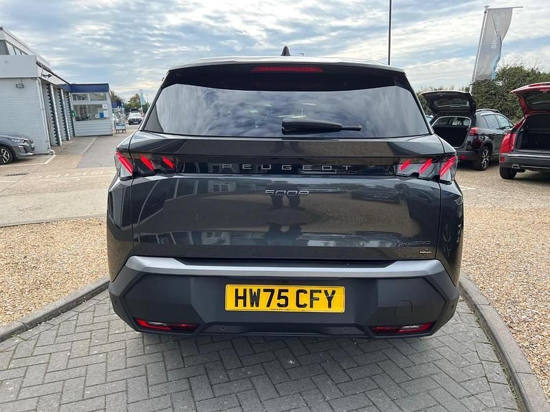 Used Peugeot 5008 GT 134 HP (98 kW) 2025 Grey SUV