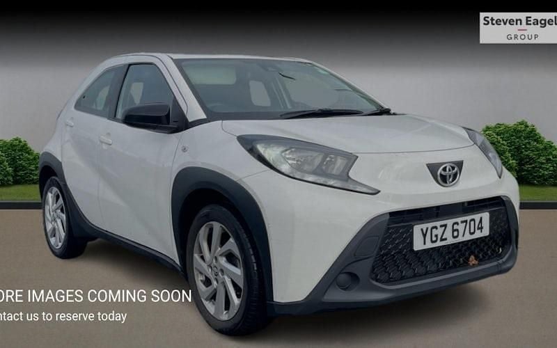 Used 2025 Toyota Aygo PURE Hatchback | £11,977 (Good price) - Image 1/4